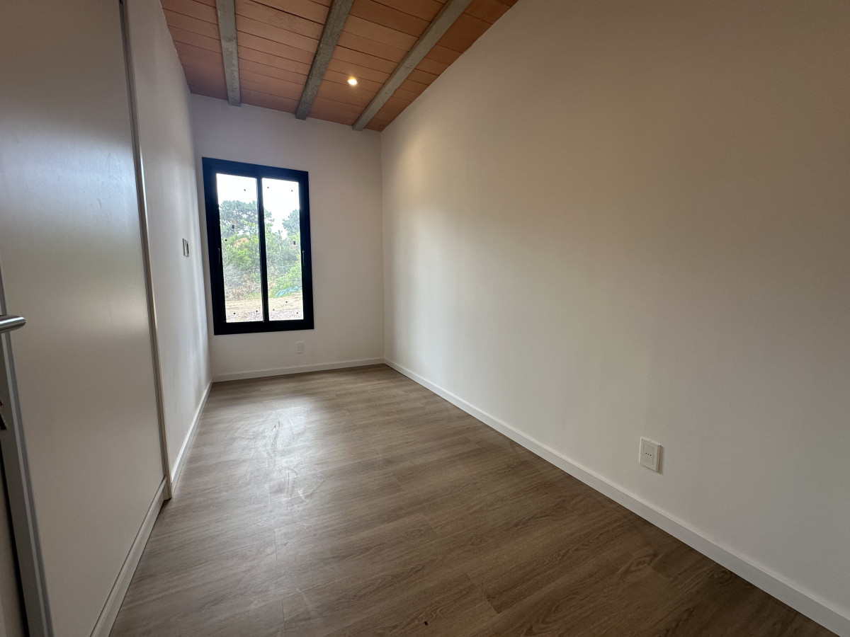 Casa ID.6650 - Venta casa a estrenar en barrio Club del lago Punta Ballena 
