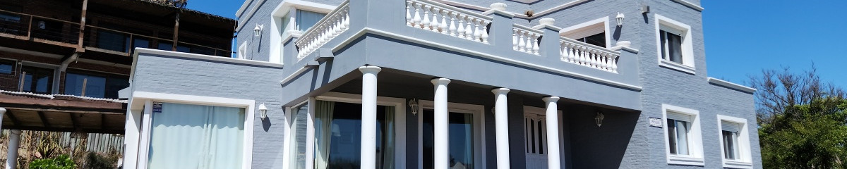 HERMOSA CASA EN  PUNTA BALLENA,  VISTA AL MAR