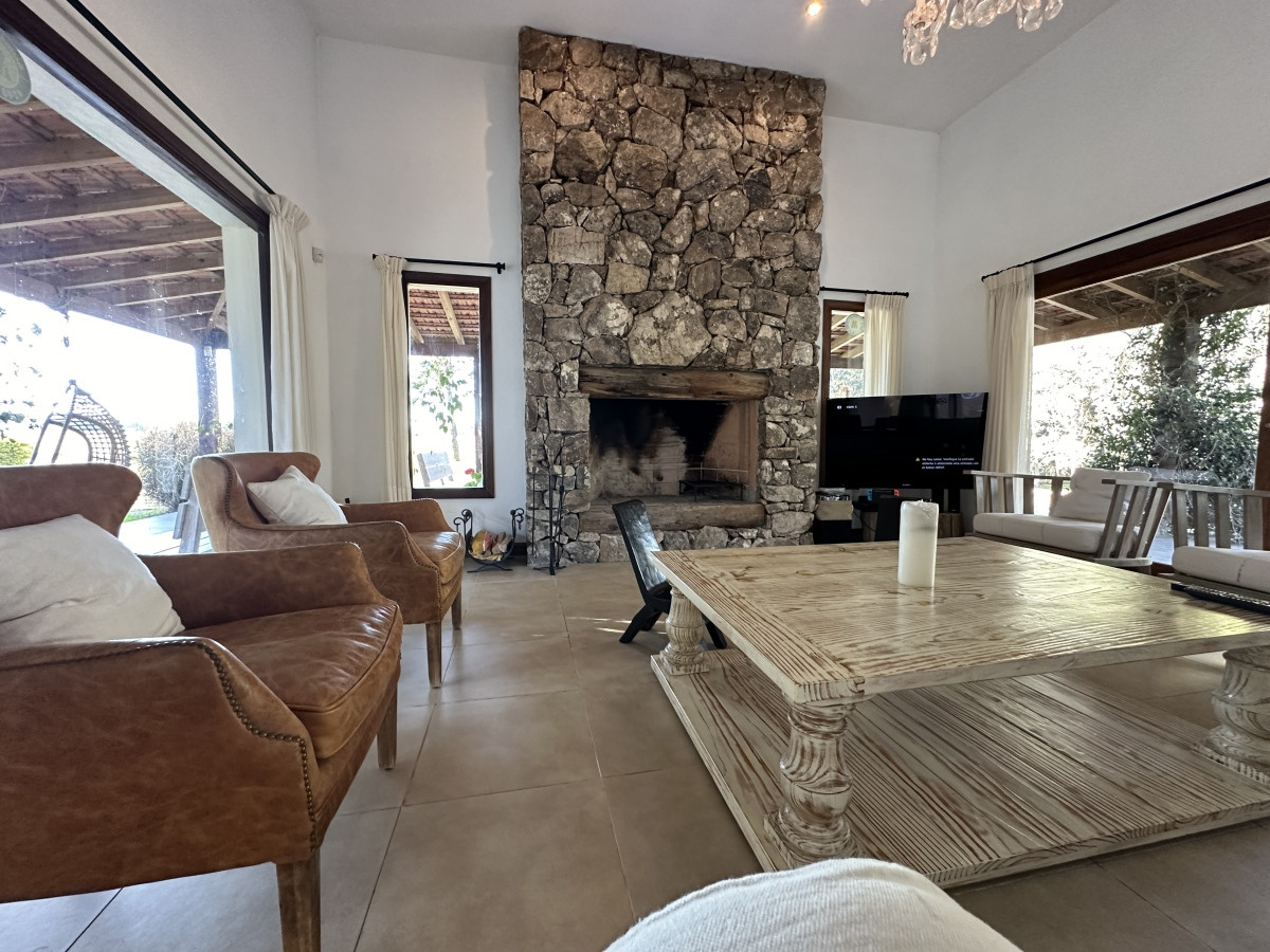 Casa ID.6591 - Venta casa en barrio semi cerrado Las Silvias, Punta Ballena 