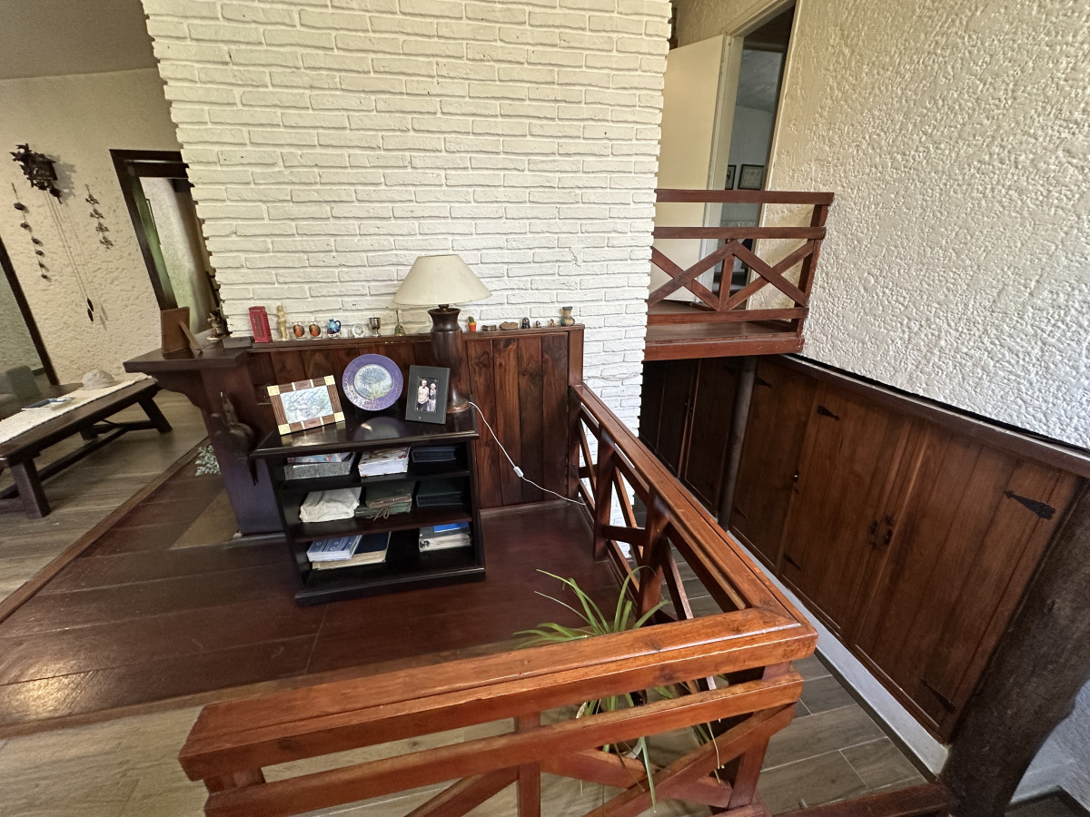 Casa ID.6698 - Venta casa en zona Portezuelo bosque, Punta Ballena 