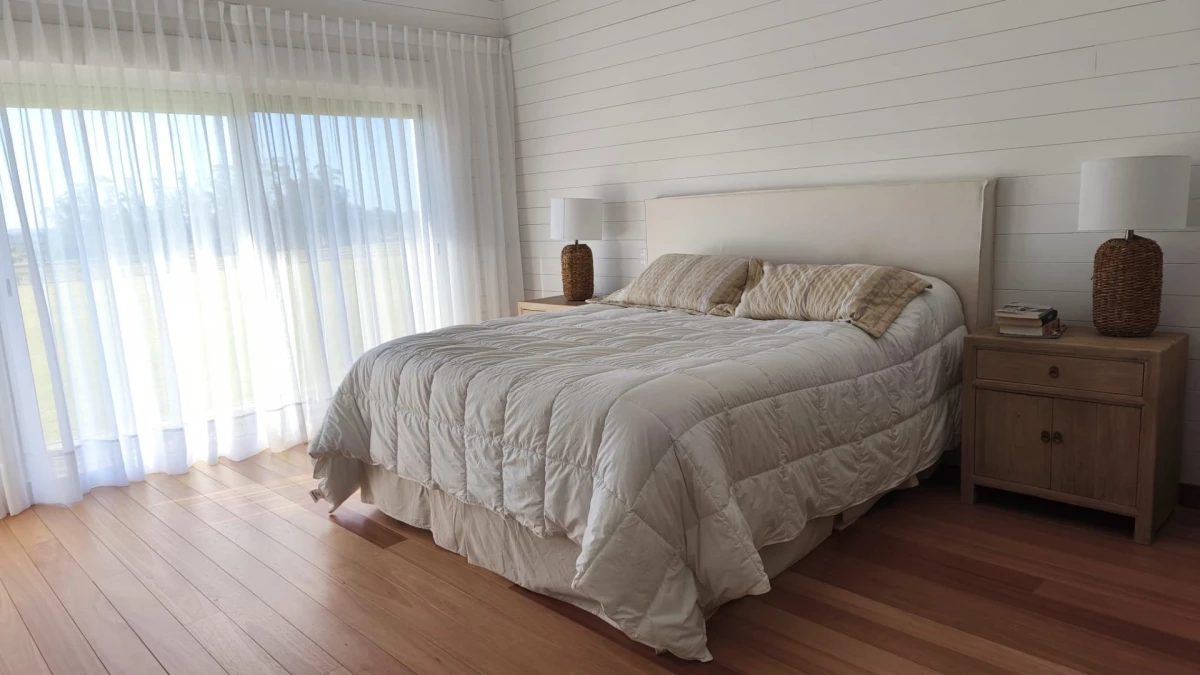 Casa ID.7250 - Venta y alquiler casa en El Quijote, barrio privado 