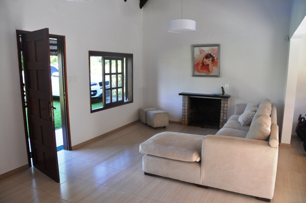 Casa ID.796 - Casa en alquiler y venta