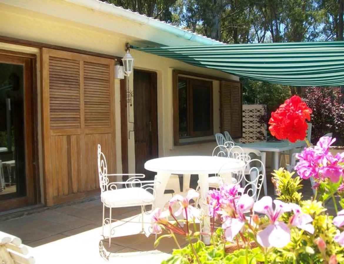 Casa ID.233 - Hermosa casa quinta compuesta de 3 construcciones, Casa de Huéspedes