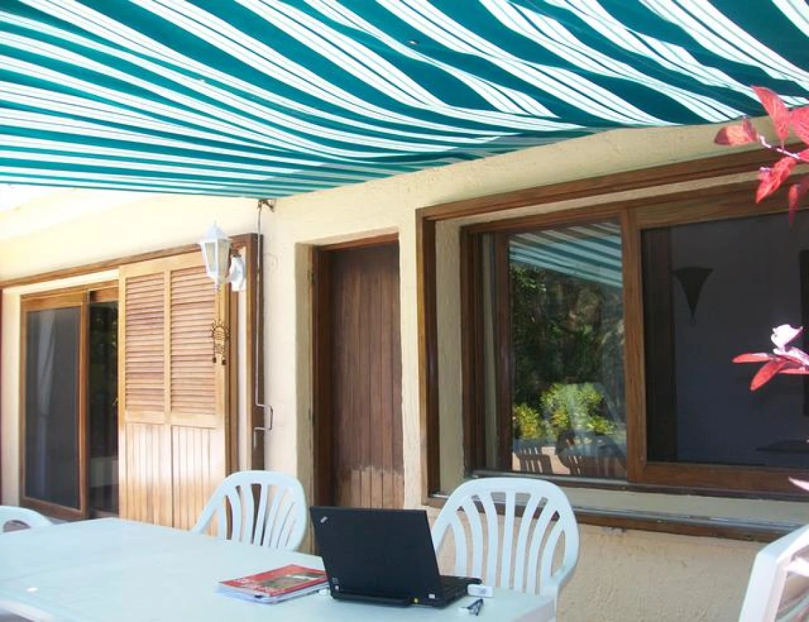 Casa ID.233 - Hermosa casa quinta compuesta de 3 construcciones, Casa de Huéspedes