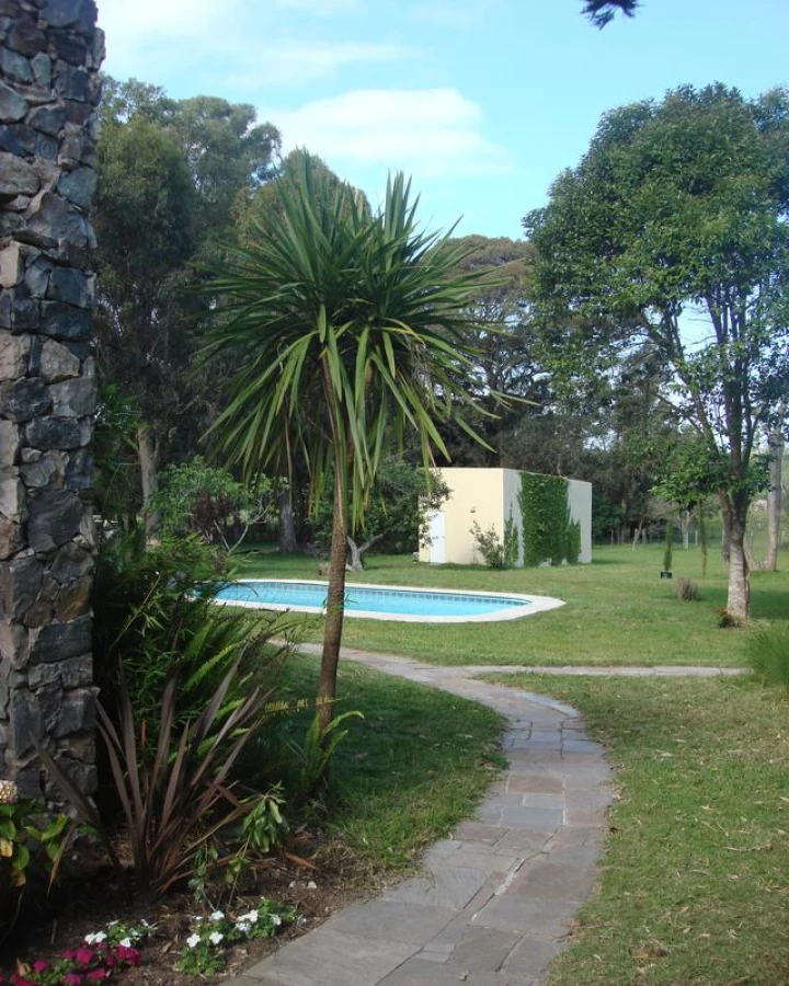 Casa ID.233 - Hermosa casa quinta compuesta de 3 construcciones, Casa de Huéspedes