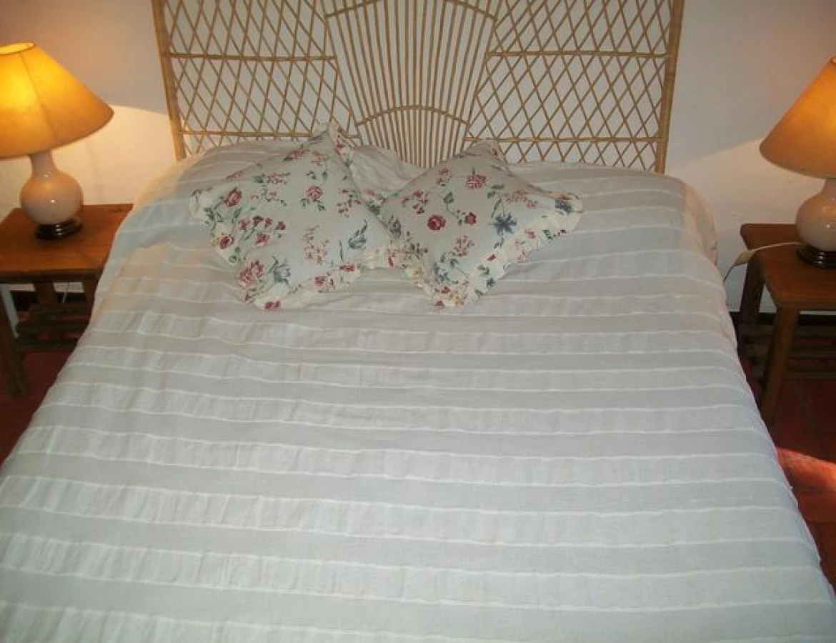 Casa ID.233 - Hermosa casa quinta compuesta de 3 construcciones, Casa de Huéspedes