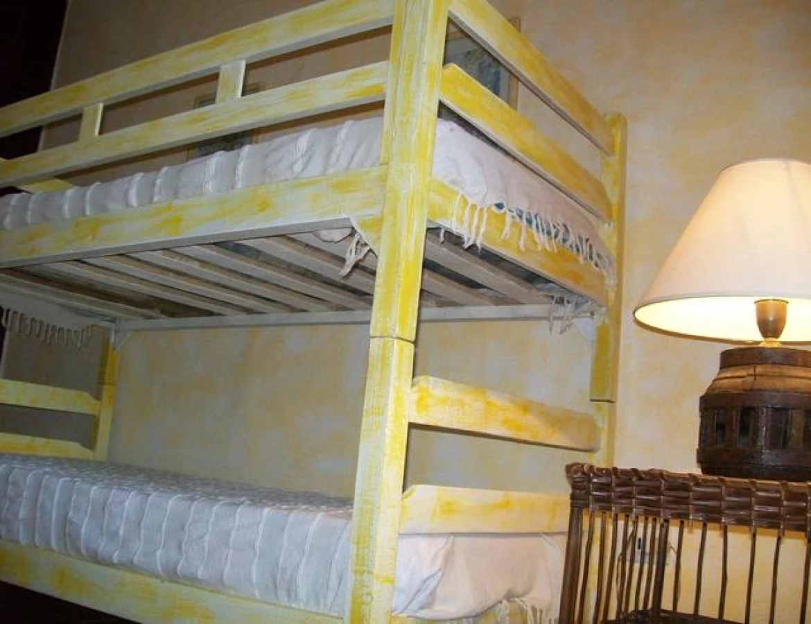 Casa ID.233 - Hermosa casa quinta compuesta de 3 construcciones, Casa de Huéspedes