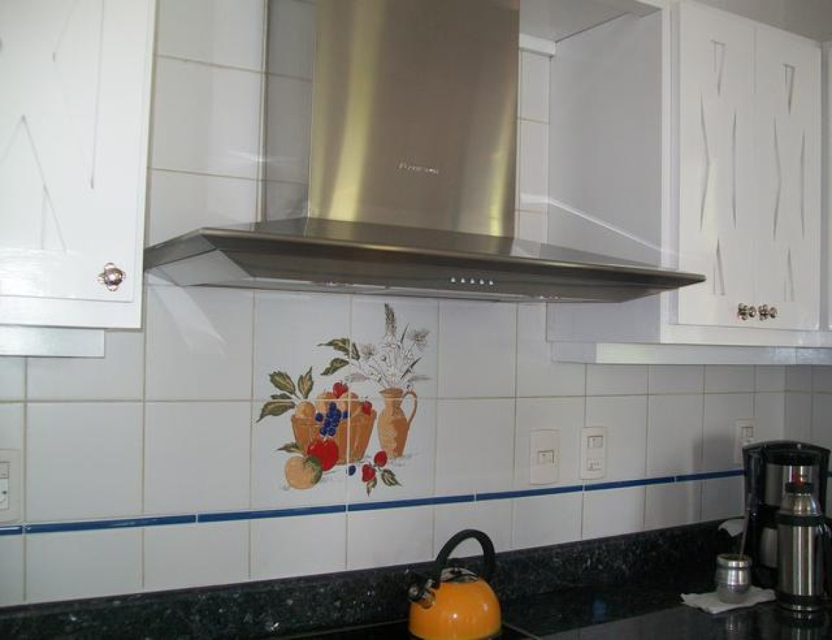 Casa ID.353 - Muy linda casa con vista al mar, ubicada a metros de la playa