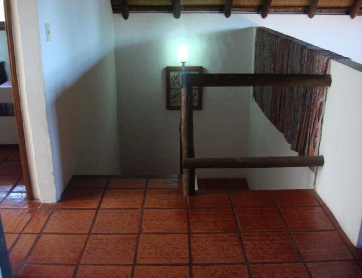 Casa ID.490 - Casa en Tio Tom, muy linda, con 3 Dormitorio