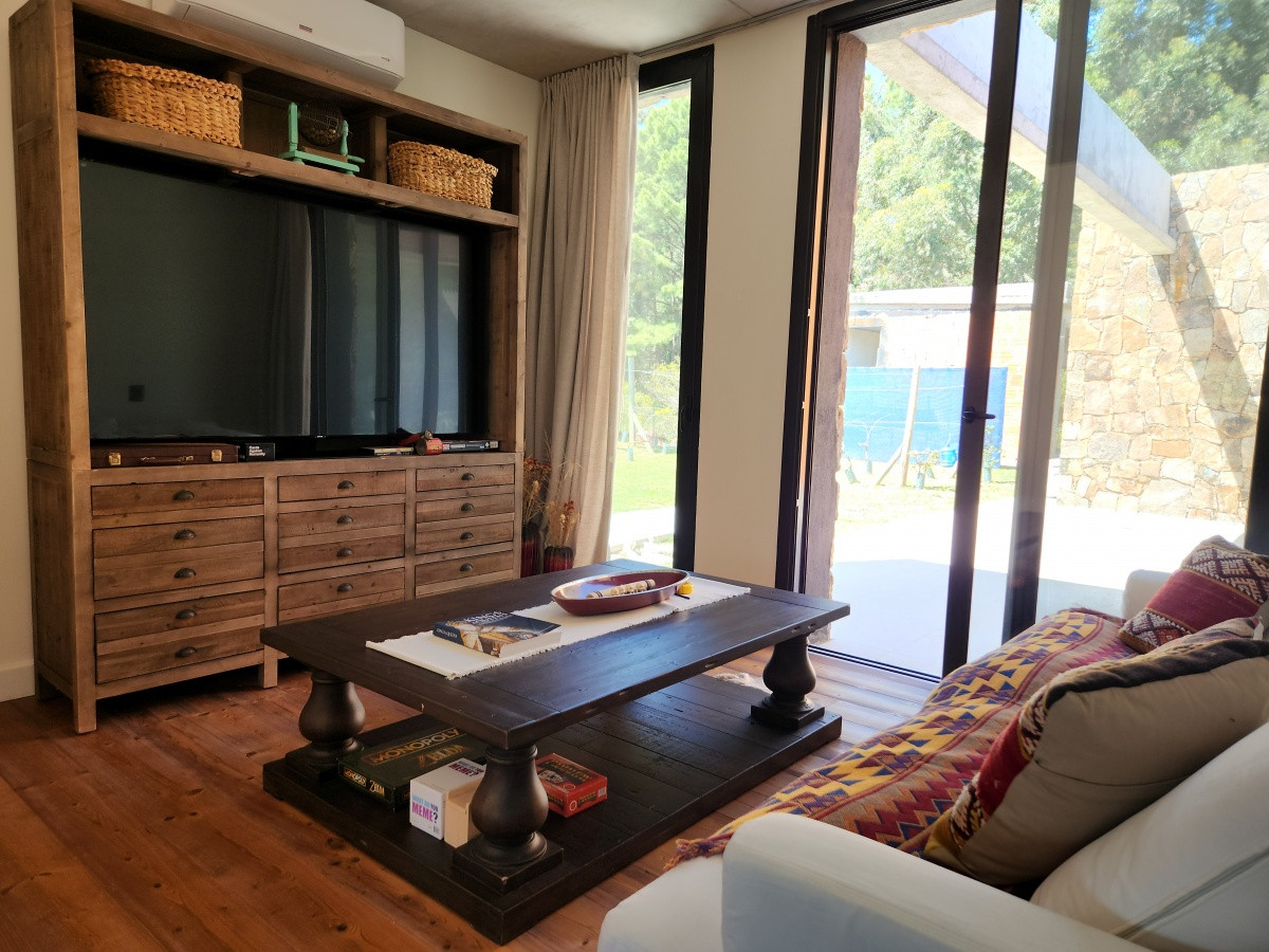 Casa ID.5967 - Venta Casa en barrio privado, Punta Ballena 