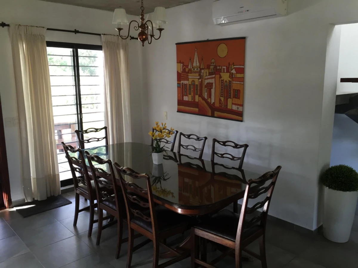 Casa ID.569 - IMPORTANTE Y MODERNA RESIDENCIA  EN SOLANAS