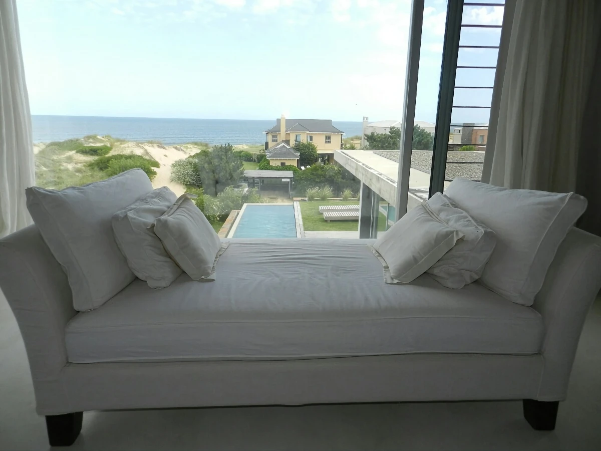 Casa ID.775 - Excelente casa moderna en Tio tom, pegada al mar