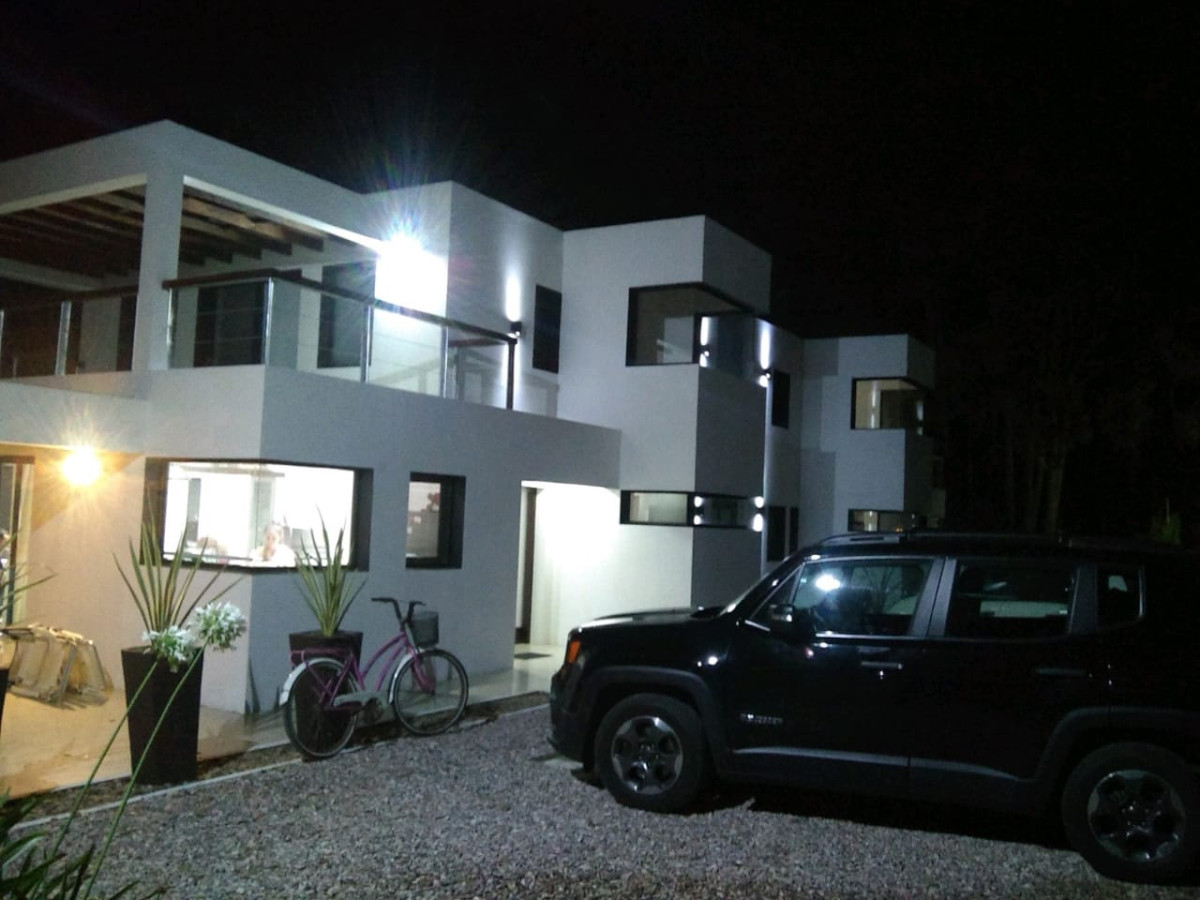 Casa ID.642 - Casa complejo solanas barrio cerrado