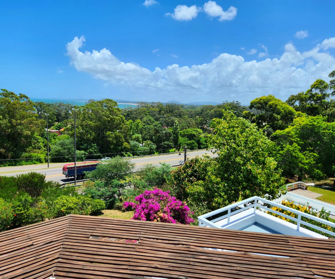 Casa ID.466 - Venta casa tipo posada de 9 apartamentos. Punta Ballena 