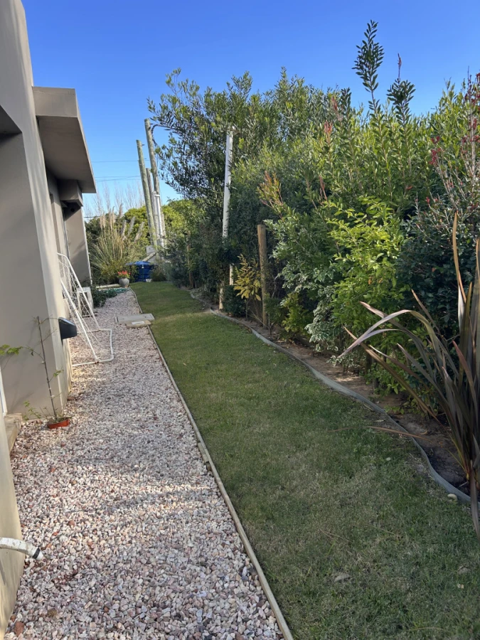 Casa ID.6427 - Venta casa en zona Chihuahua, Punta Ballena 