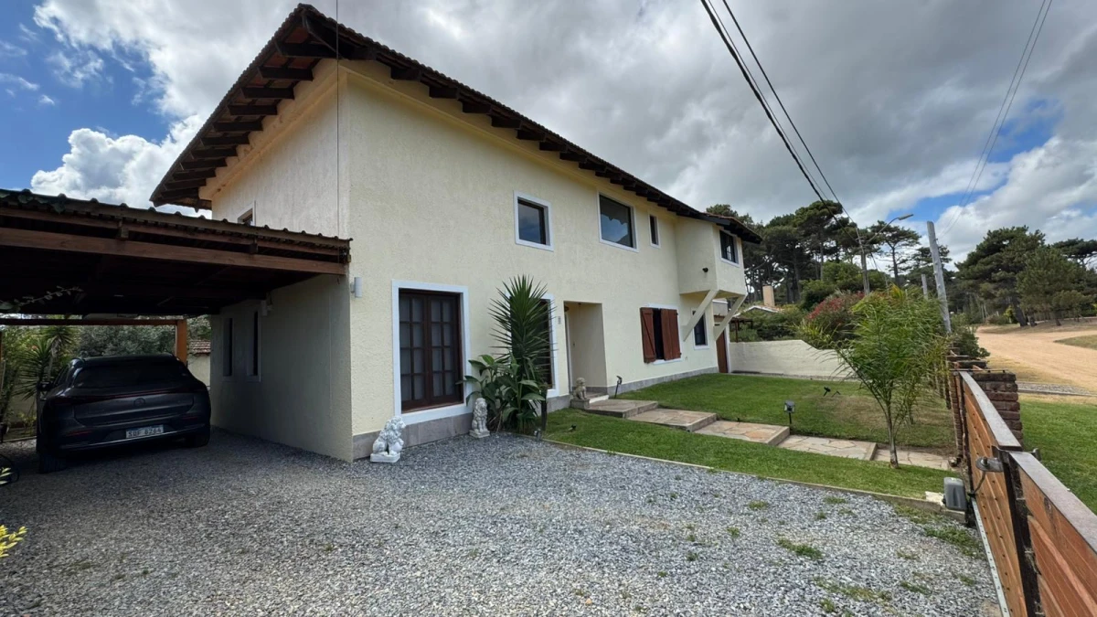 Casa ID.6897 - Casa en Punta Ballena, Tio Tom