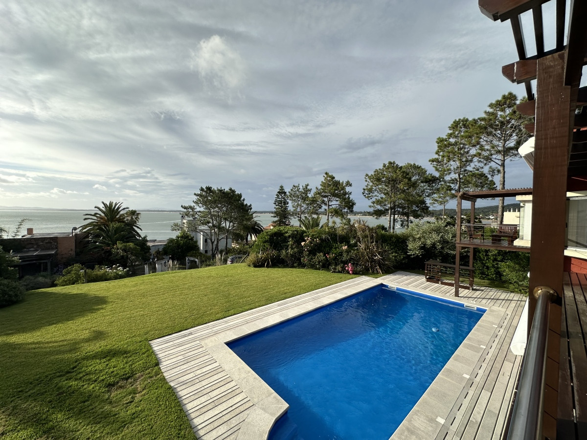 Casa ID.6420 - Venta excelente casa en Punta Ballena 