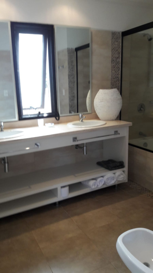 Casa ID.5273 - Casa en Mansa - Punta del Este