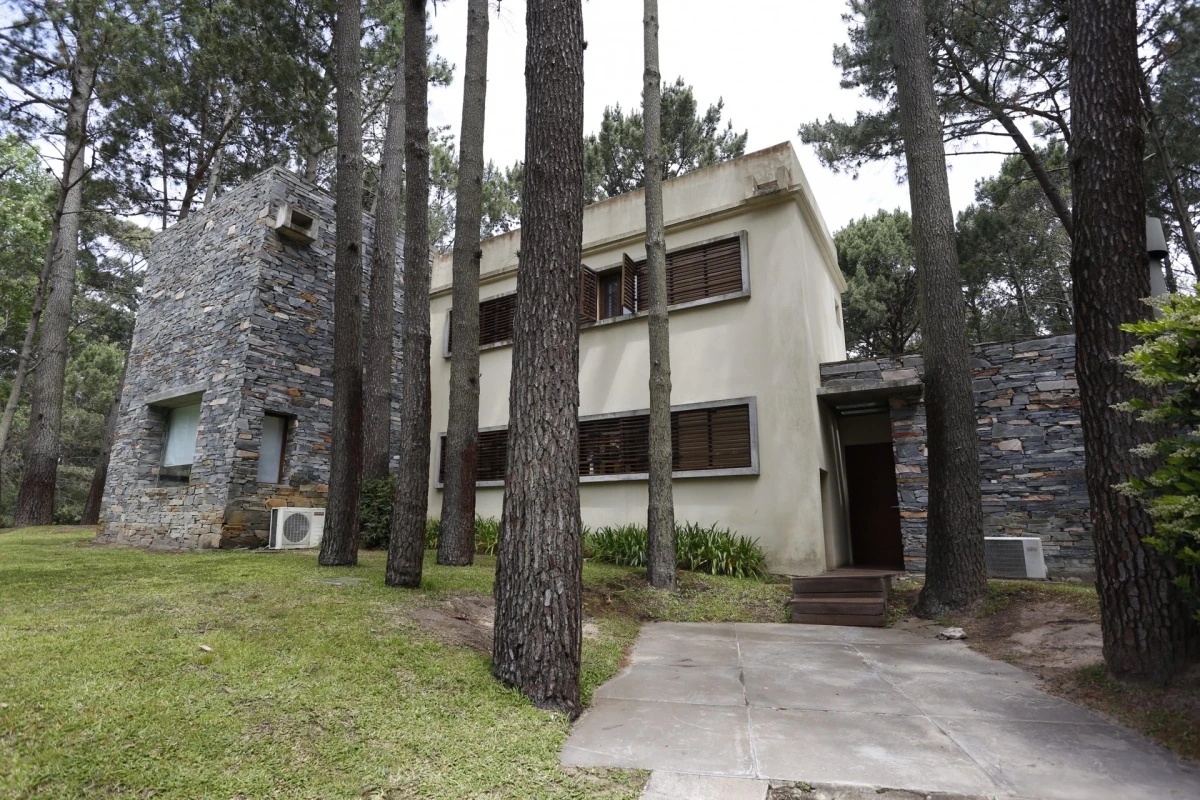 Casa ID.444 - Casa dentro complejo solanas barrio cerrado
