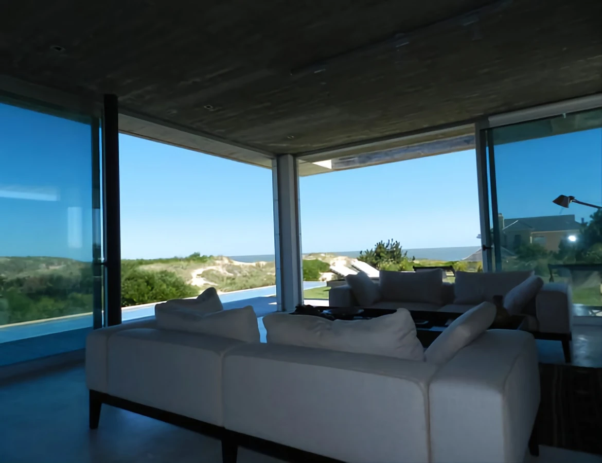 Casa ID.775 - Excelente casa moderna en Tio tom, pegada al mar