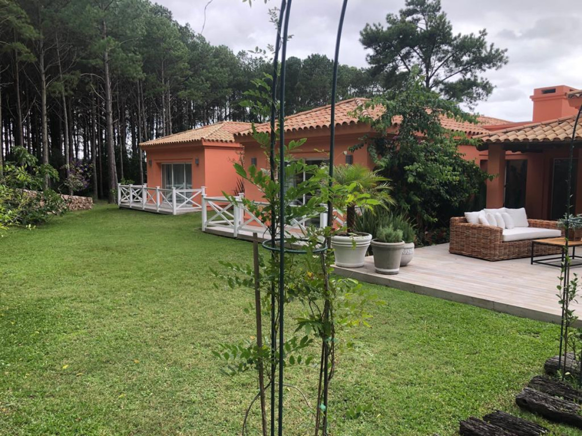 Casa ID.5798 - Casa en Punta del Este, Laguna del Diario