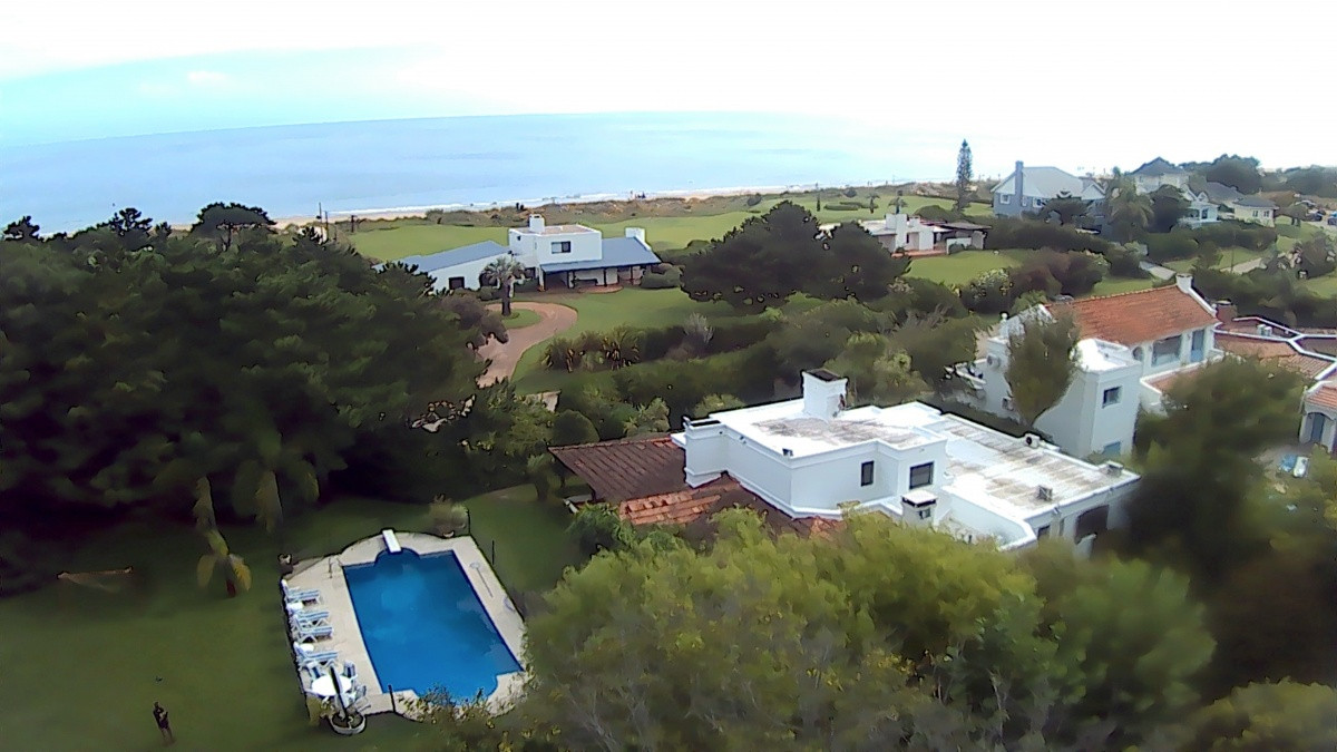 Casa ID.5191 - Casa en Venta Solanas, Punta Ballena, segunda línea al mar 