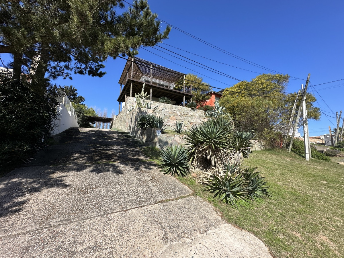 Casa ID.730 - Venta casa zona Tío Tom Punta Ballena 