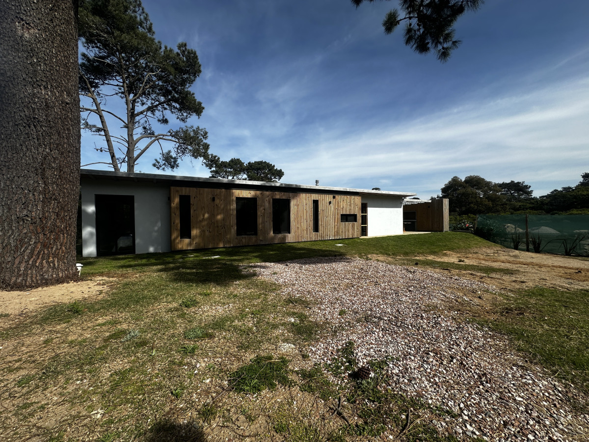 Casa ID.6650 - Venta casa a estrenar en barrio Club del lago Punta Ballena 