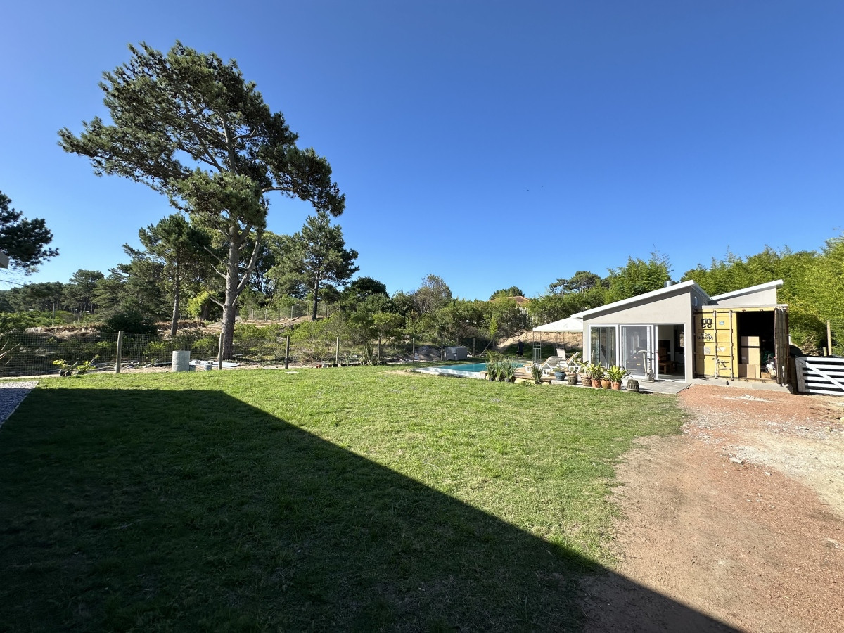 Casa ID.6427 - Venta casa en zona Chihuahua, Punta Ballena 