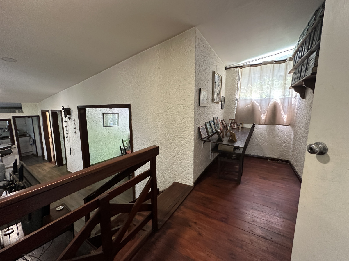 Casa ID.6698 - Venta casa en zona Portezuelo bosque, Punta Ballena 