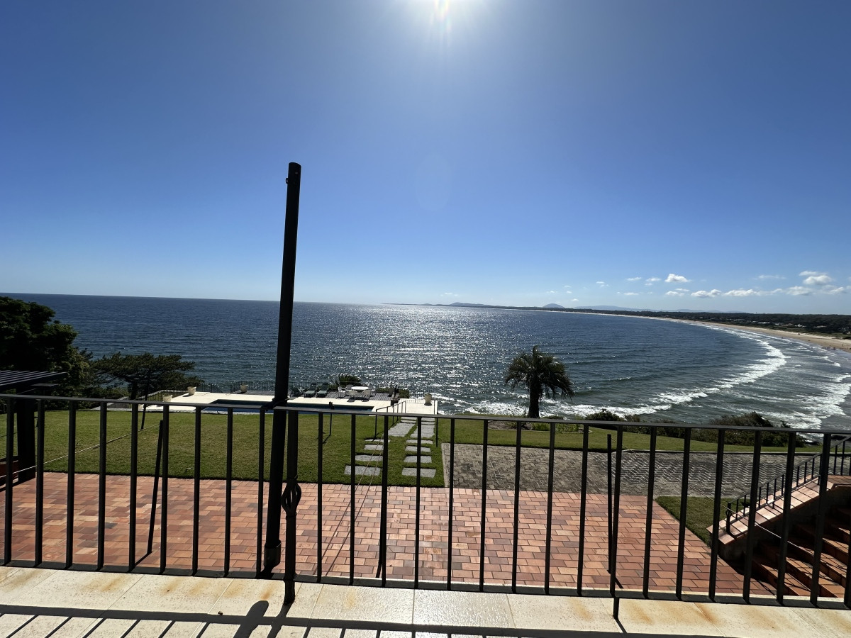 Casa ID.506 - Venta casa primera línea al mar. Punta Ballena 