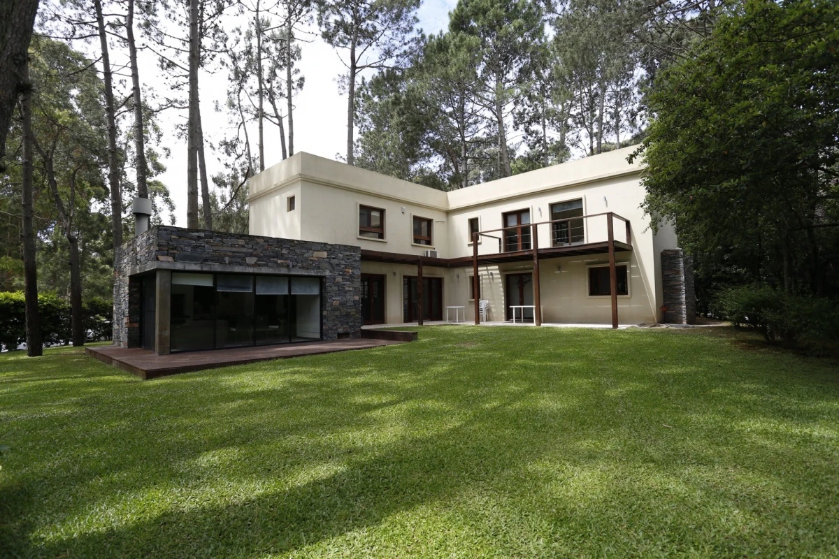 Casa ID.444 - Casa dentro complejo solanas barrio cerrado