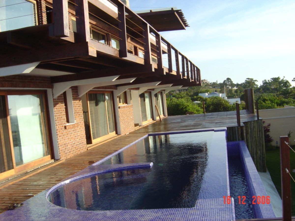 Casa ID.5047 - Casa en venta Punta Ballena 