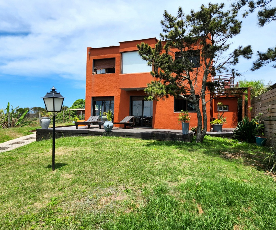 Casa ID.6057 - Casa en venta zona El Chorro, Manantiales 