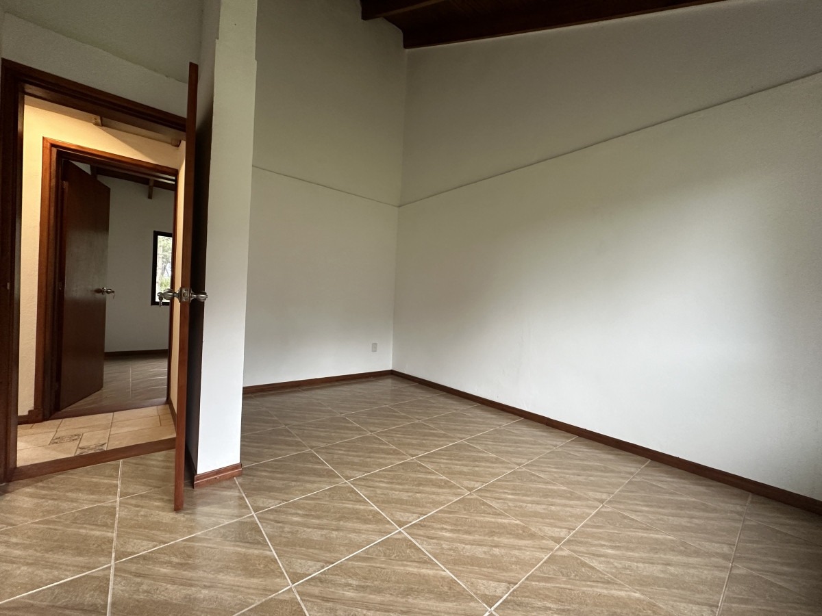 Casa ID.6624 - Venta casa en Club del lago, Punta Ballena 