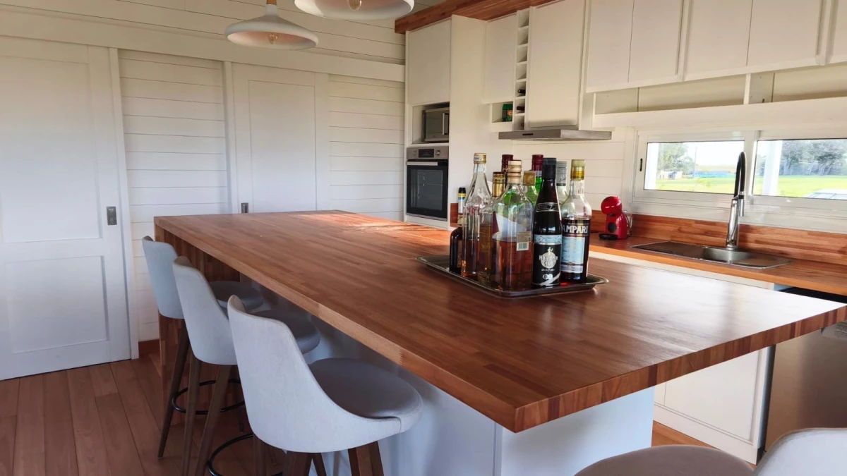 Casa ID.7250 - Venta y alquiler casa en El Quijote, barrio privado 