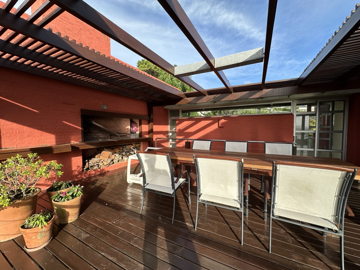 Casa ID.6420 - Venta excelente casa en Punta Ballena 