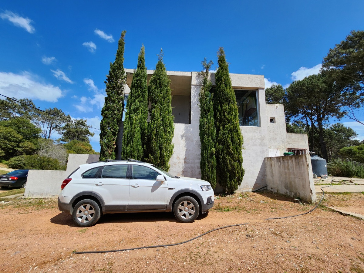 Casa ID.5987 - Venta propiedad con muy buen destino comercial 