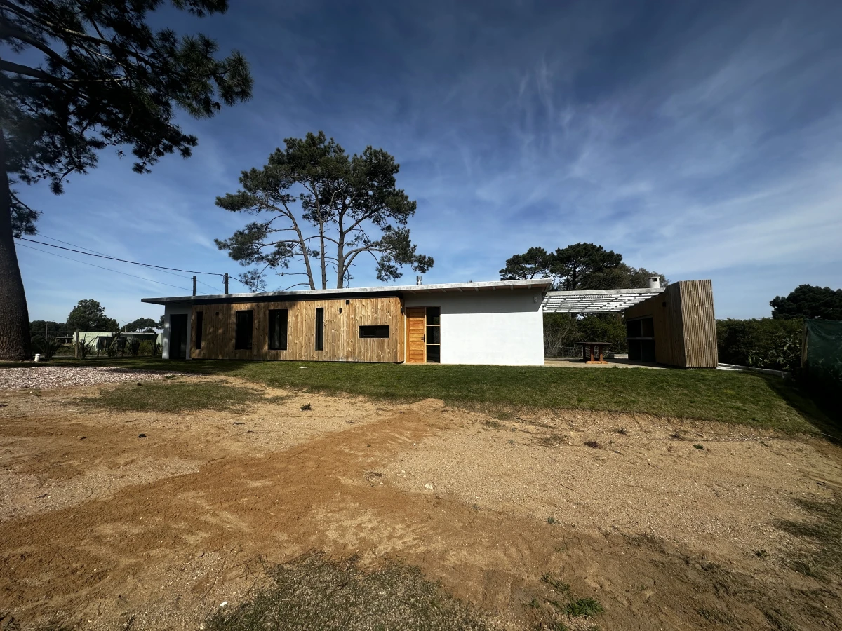 Casa ID.6650 - Venta casa a estrenar en barrio Club del lago Punta Ballena 