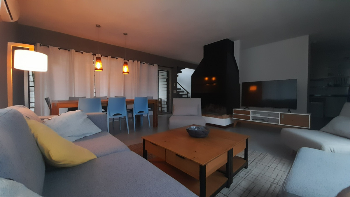 Casa ID.6276 - Venta Casa en playa brava, Punta del Este 