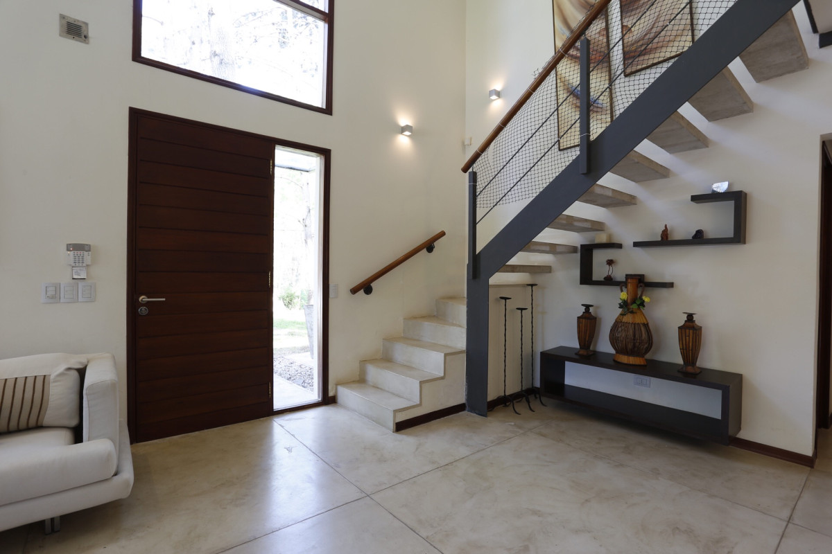 Casa ID.444 - Casa dentro complejo solanas barrio cerrado