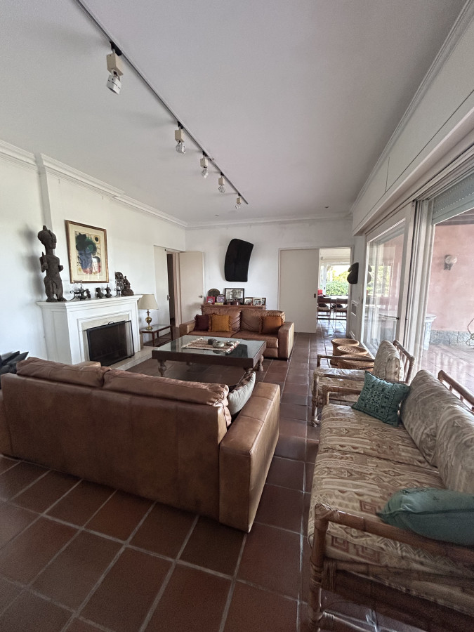 Casa ID.208 - Hermosa casa en Solanas en primera linea al mar 