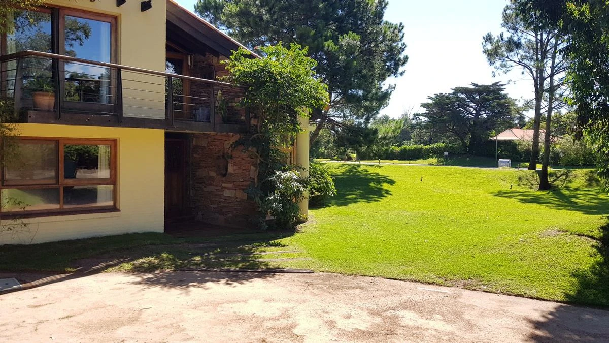 Casa ID.87 - MUY BUENA CASA EN SOLANAS A 2 CUADRAS DE LA PLAYA