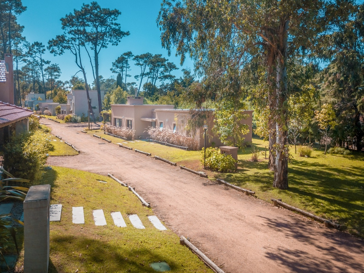 Casa ID.6542 - Venta casa en barrio privado Punta del Este 