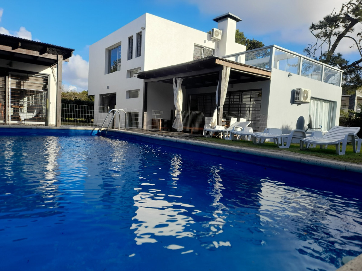 Casa ID.6276 - Venta Casa en playa brava, Punta del Este 