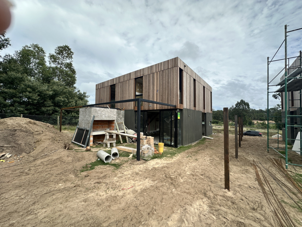 Casa ID.6840 - Venta casa Sausalito, Pinares, Maldonado 