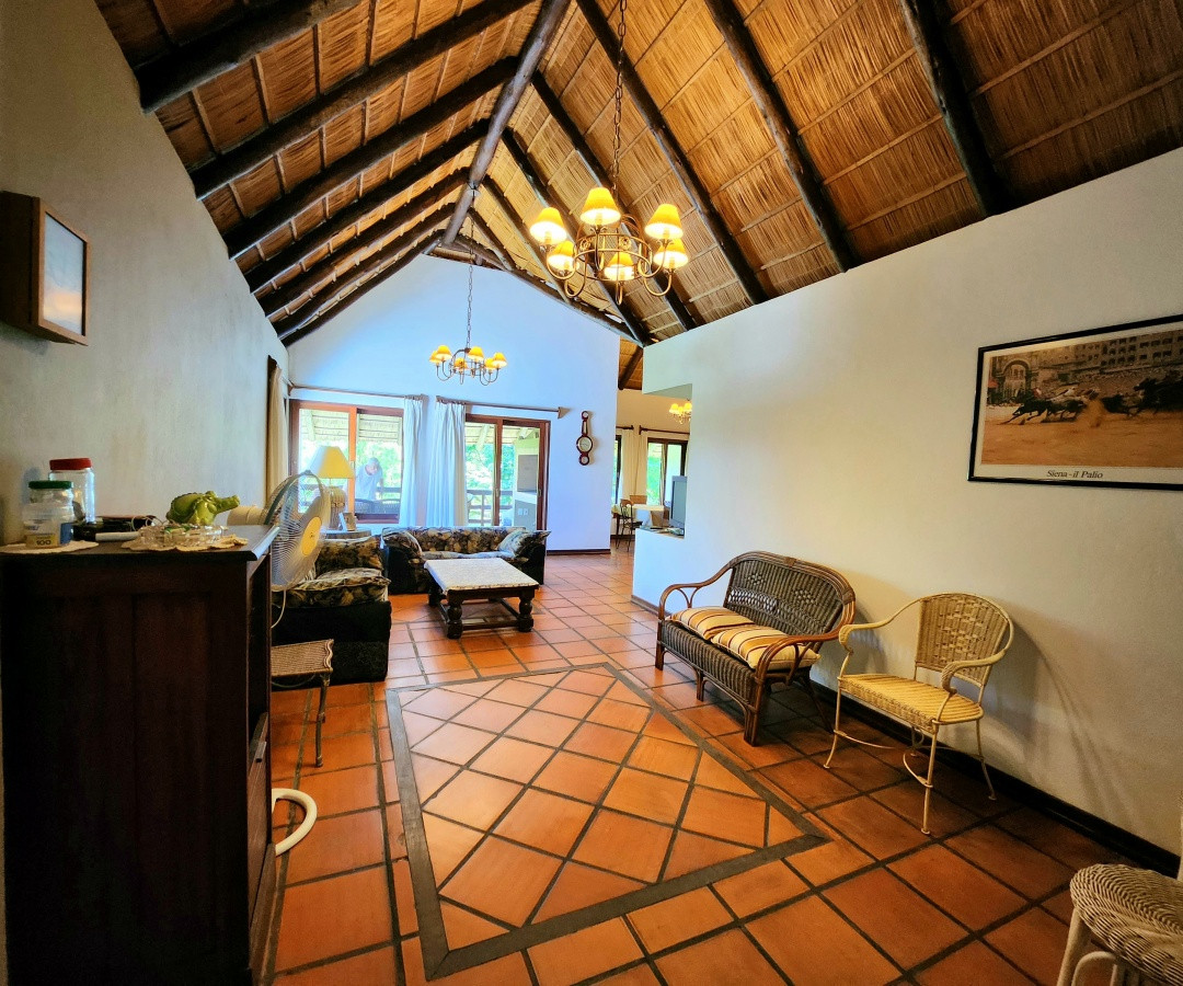 Casa ID.466 - Venta casa tipo posada de 9 apartamentos. Punta Ballena 
