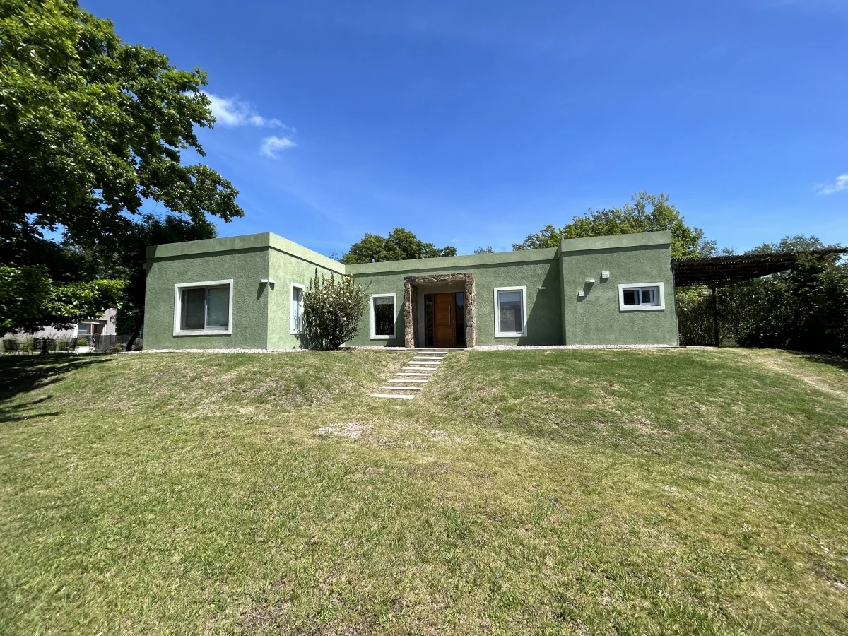 Casa ID.6379 - Alquiler Casa en barrio privado, Punta Ballena 