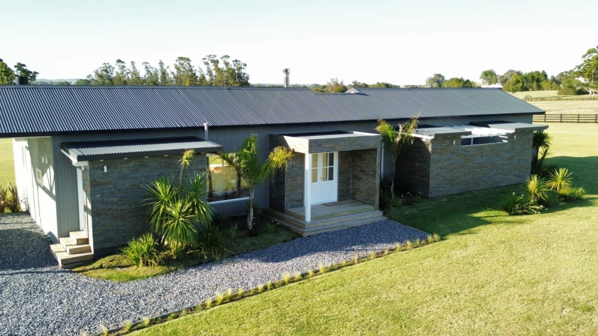 Casa ID.7250 - Venta y alquiler casa en El Quijote, barrio privado 