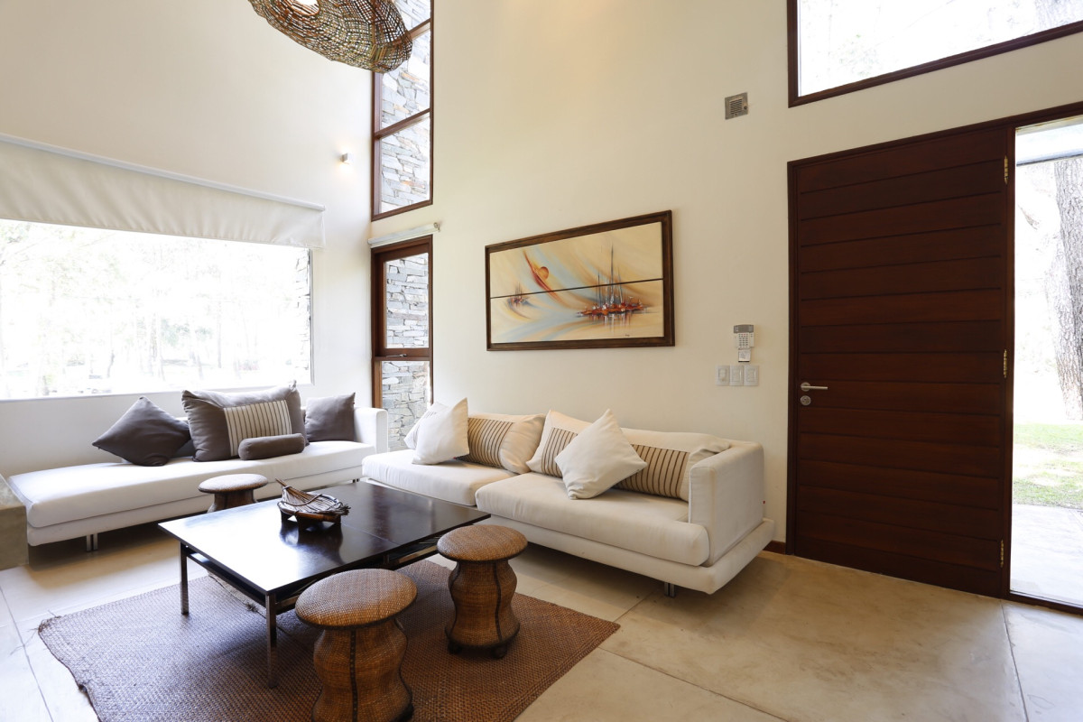 Casa ID.444 - Casa dentro complejo solanas barrio cerrado